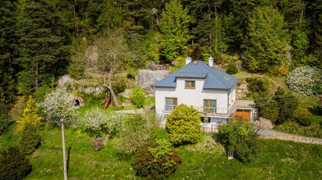 Apartmán pod skálou Besedice Exterior foto