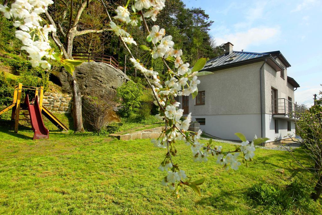 Apartmán pod skálou Besedice Exterior foto
